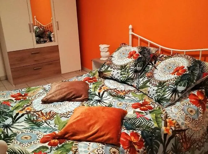 Le Monteney Holiday home *